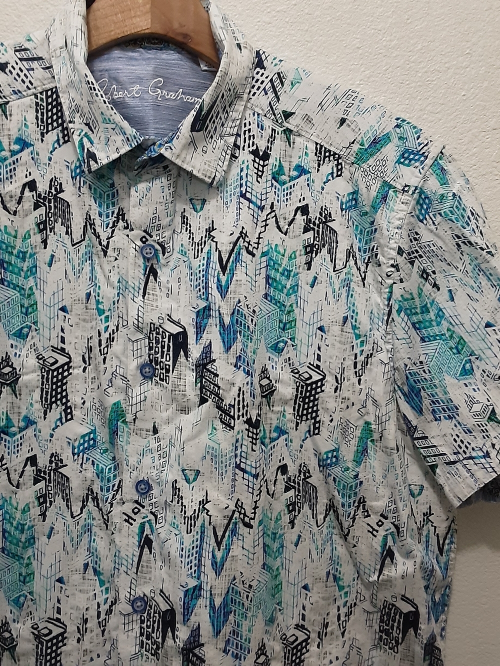 Robert Graham City Skyscraper Geometric Short Sleeve Button Shirt AOP